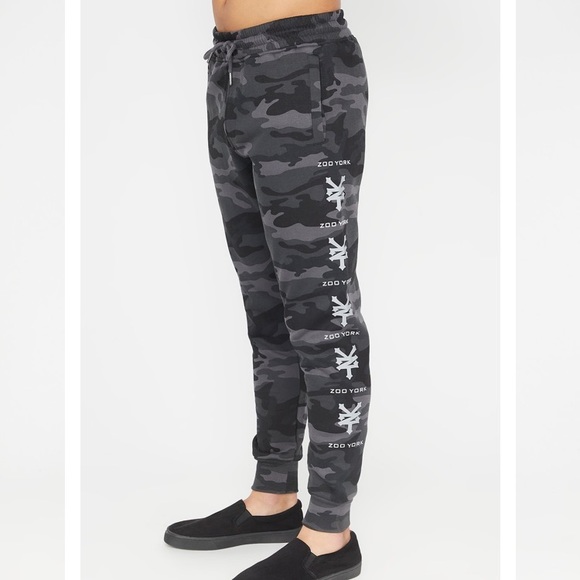 Zoo York sweat sets. - Picture 3 of 8